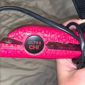 ULTRA CHI hair straightener